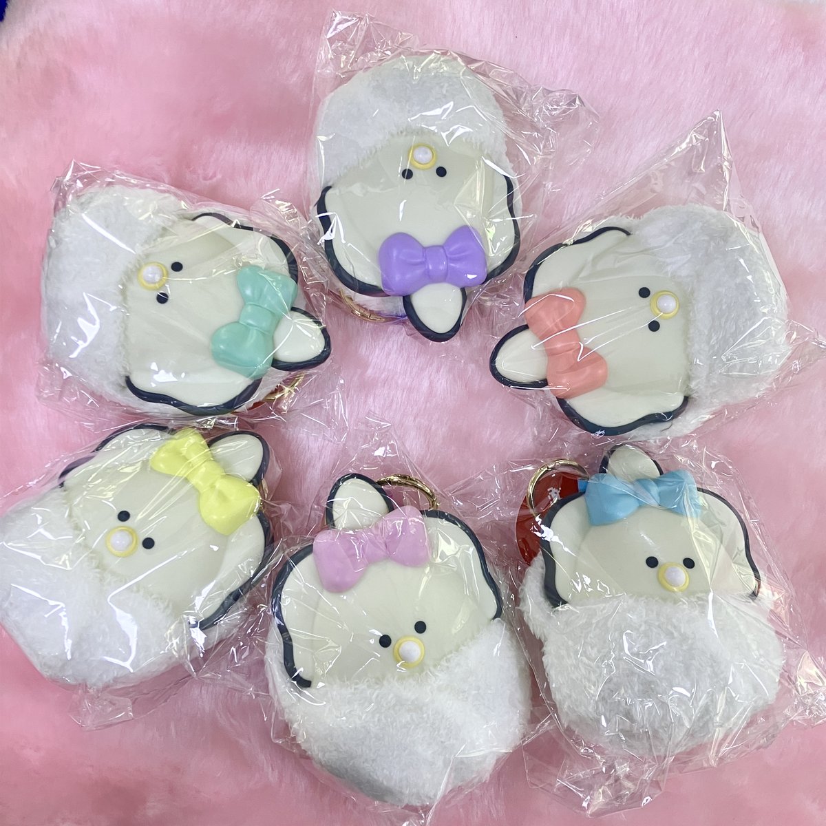 ❣本日の新景品❣ 『#つぶらな瞳のなまがき』から、おくるみに包まれた