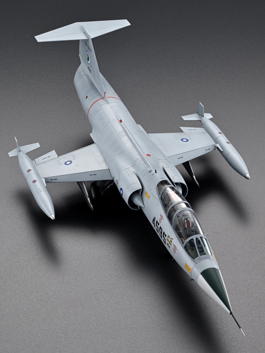 中華民国空軍 F-104DJ 星式戰鬥機 （キネティック 1/48 F-104A/TF-104
