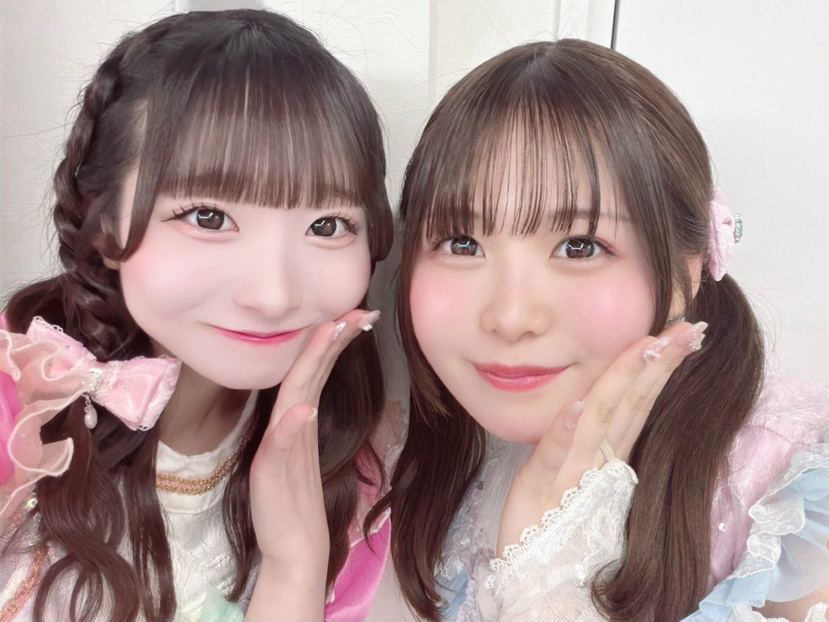 ゆなさん！！！！！ 同じぴんく界隈になりましたわん！🐶💗 衣装も