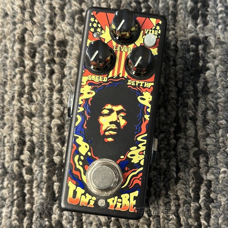 中古館です。 ジミのユニバイブ・サウンドが現代に蘇る1台。 2019年