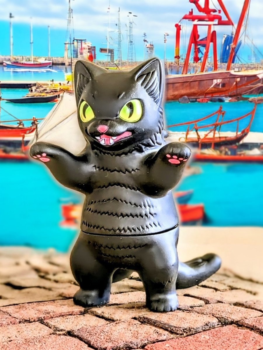 今日は猫の日ですね🐈‍⬛ 小夏屋さんのネゴラ（黒）買えたので記念に