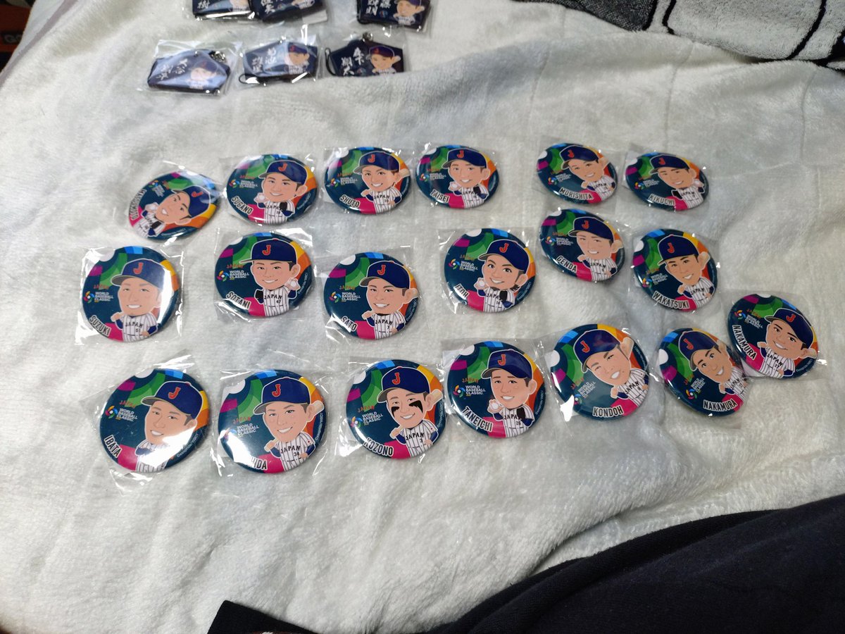 侍ジャパンガチャガチャ結果 缶バッジ増えたわー 絵馬に大谷翔平選手
