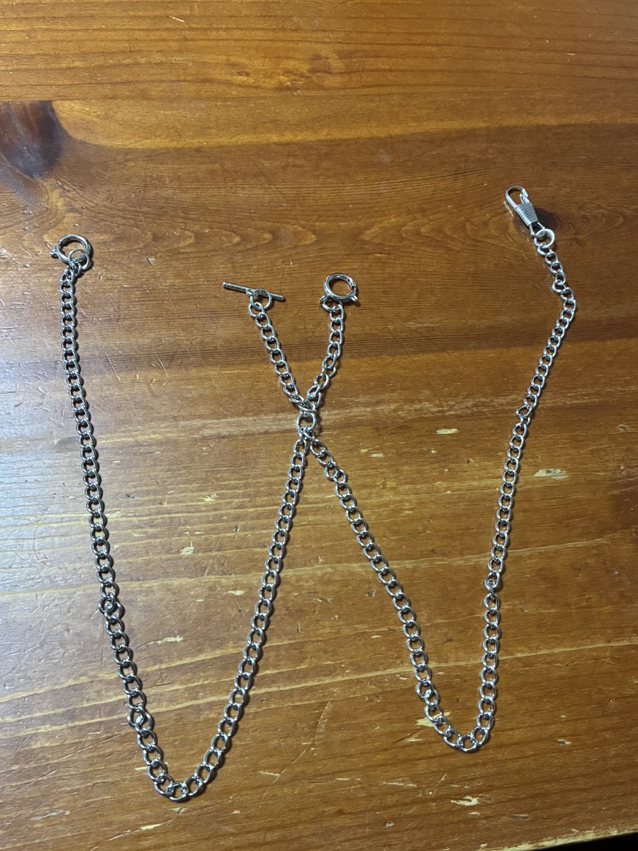 ダブルアルバートチェーン届いた！(スーツのベストにつけてる鎖の懐中