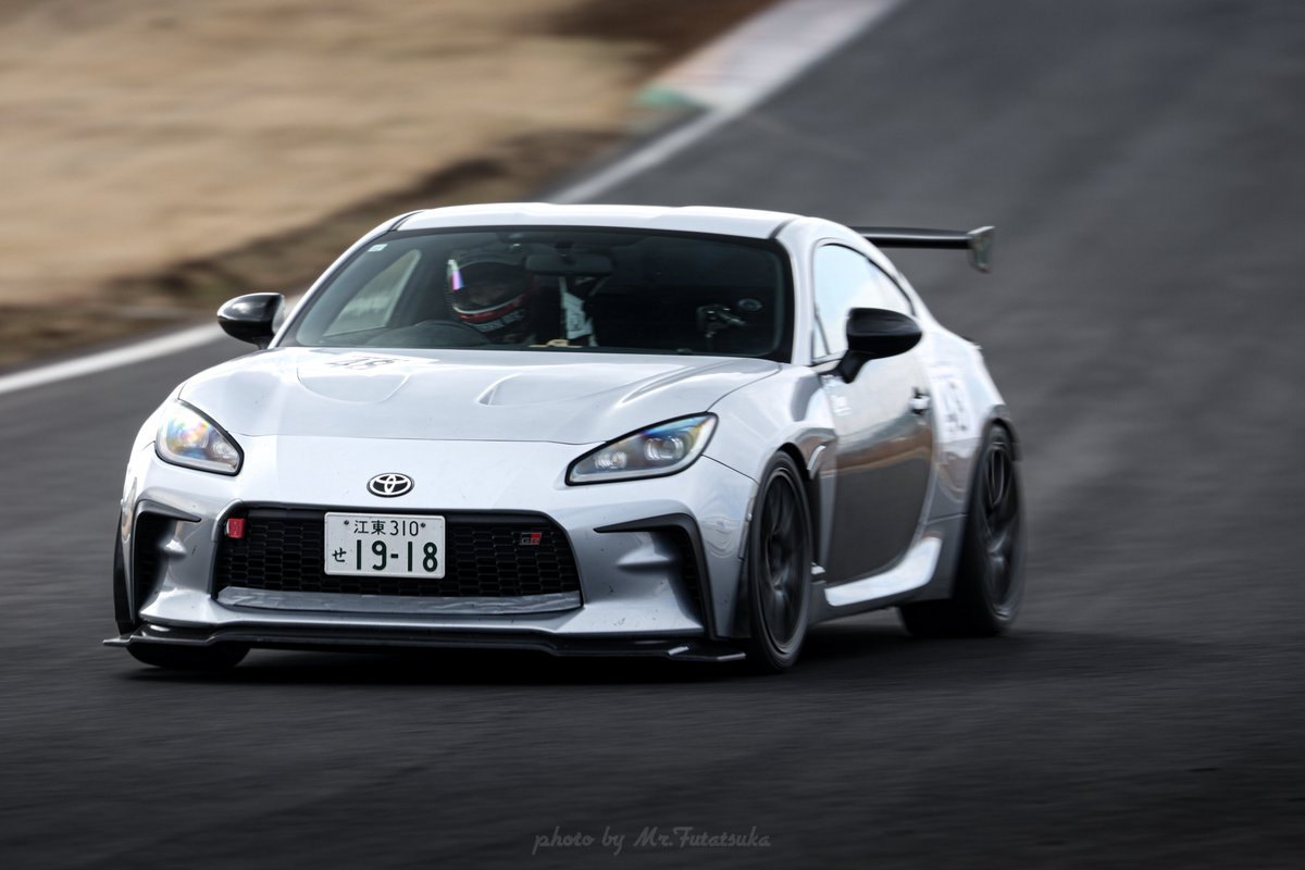 宮ニキ号ですが、街乗りも楽しく使っているので、8万キロを突破してい