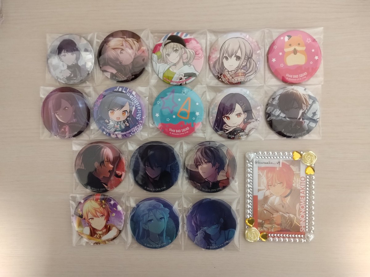 プロセカ グリ缶 セカイの宝石箱 缶バッジ 譲渡 交換 譲┊︎画像1~3枚