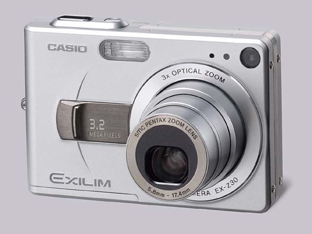 カシオ、EXILIMにバッテリ長持ちの新機種