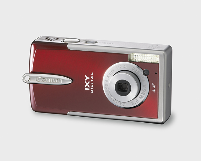 キヤノン、500万画素になった「IXY DIGITAL L2」