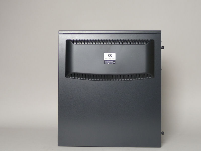 液晶一体型PCを自作できるケース3R SYSTEM「Ldorado」フォトレビュー