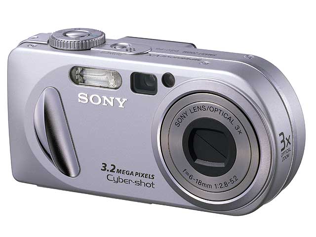 ソニー、320万画素サイバーショット3機種