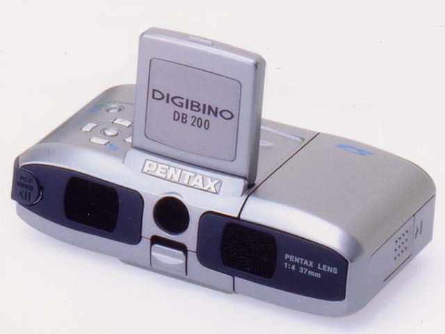 ペンタックス、SDメモリー対応の130万画素双眼鏡デジカメ「DIGIBINO