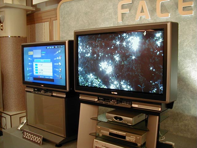 東芝、BSデジタルハイビジョンTVと単体チューナ