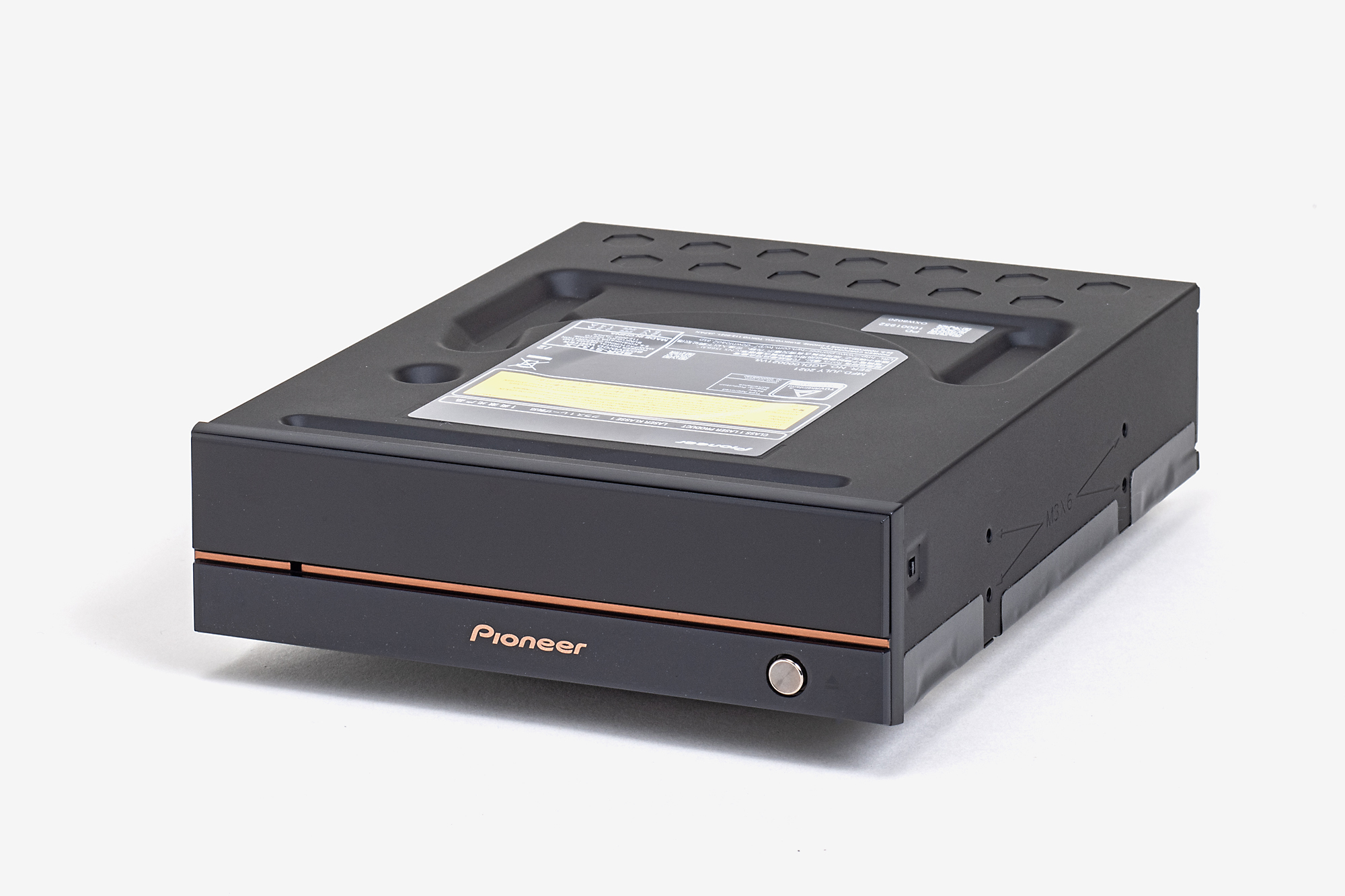 パイオニアから、性能だけでなくデザインまで徹底的にこだわった究極の