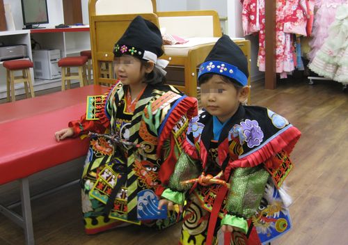 神楽衣装で撮影（孫にも衣装？？？） : suduの道