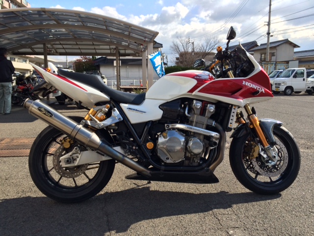 CB1300SB/ABS オーリンズFフォーク！ : パーツランドイワサキ高松店