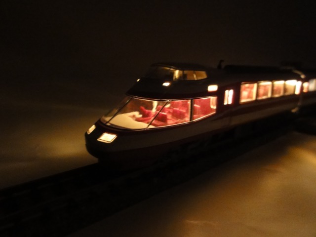 KATO小田急HiSE入線 : 燕雀鉄道白津機関区活動日誌