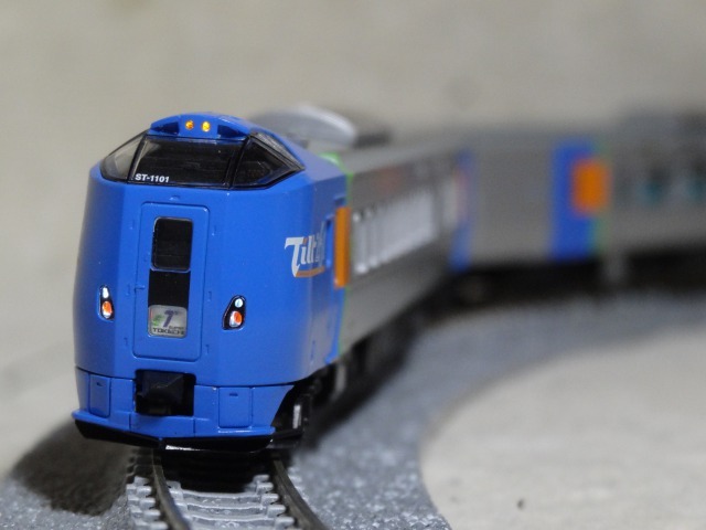 マイクロエース キハ261系1000番台 「スーパーとかち」 : 燕雀鉄道白津