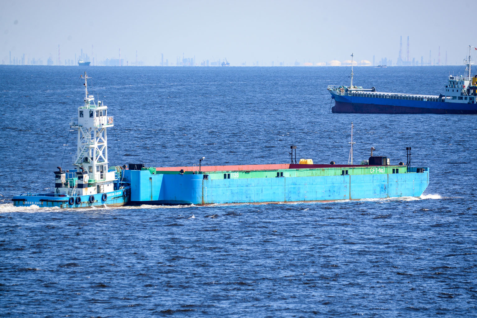 艀（はしけ）の変化 : デジタルカメラで遊ぶ 気まぐれ備忘録