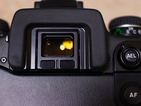 銀塩一眼レフ・クラッシックス（23）MINOLTA α-9 : 【匠のデジタル工房