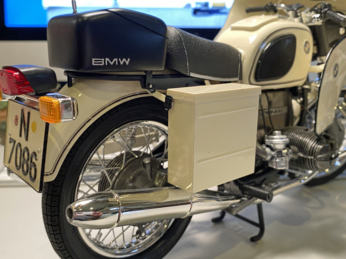 プラモ製作記 5 BMW R75/5 ポリスタイプ 1/6 タミヤ : 小生の備忘録
