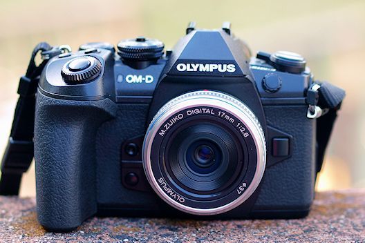 ミラーレス・クラッシックス（23)OLYMPUS OM-D E-M1 MarkⅡ : 【匠の