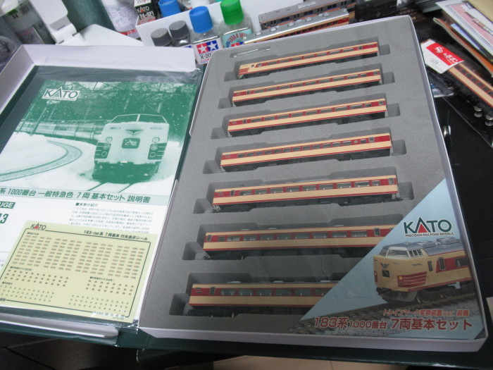 値下【中古】KATO 183系1000番台 7両基本セット 値下【中古】KATO 183