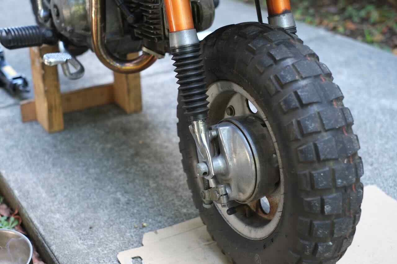 8月17日 4L モンキー フロントフォーク ガタ インナーフォーク分解整備