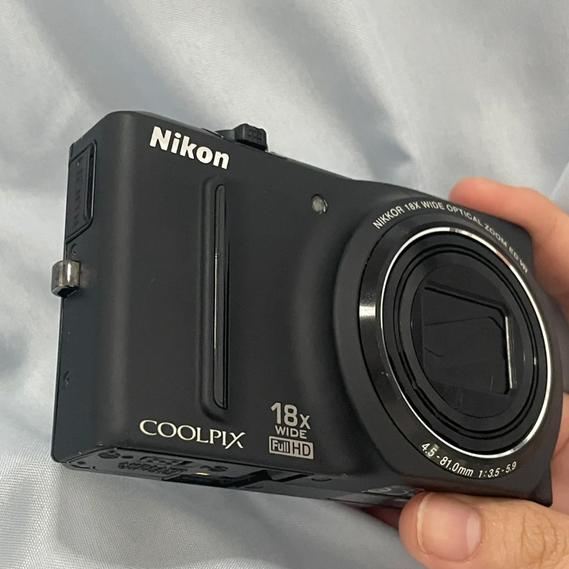 Nikon COOLPIX S9100 12.1MP 18x HDMI Digital Camera Black English