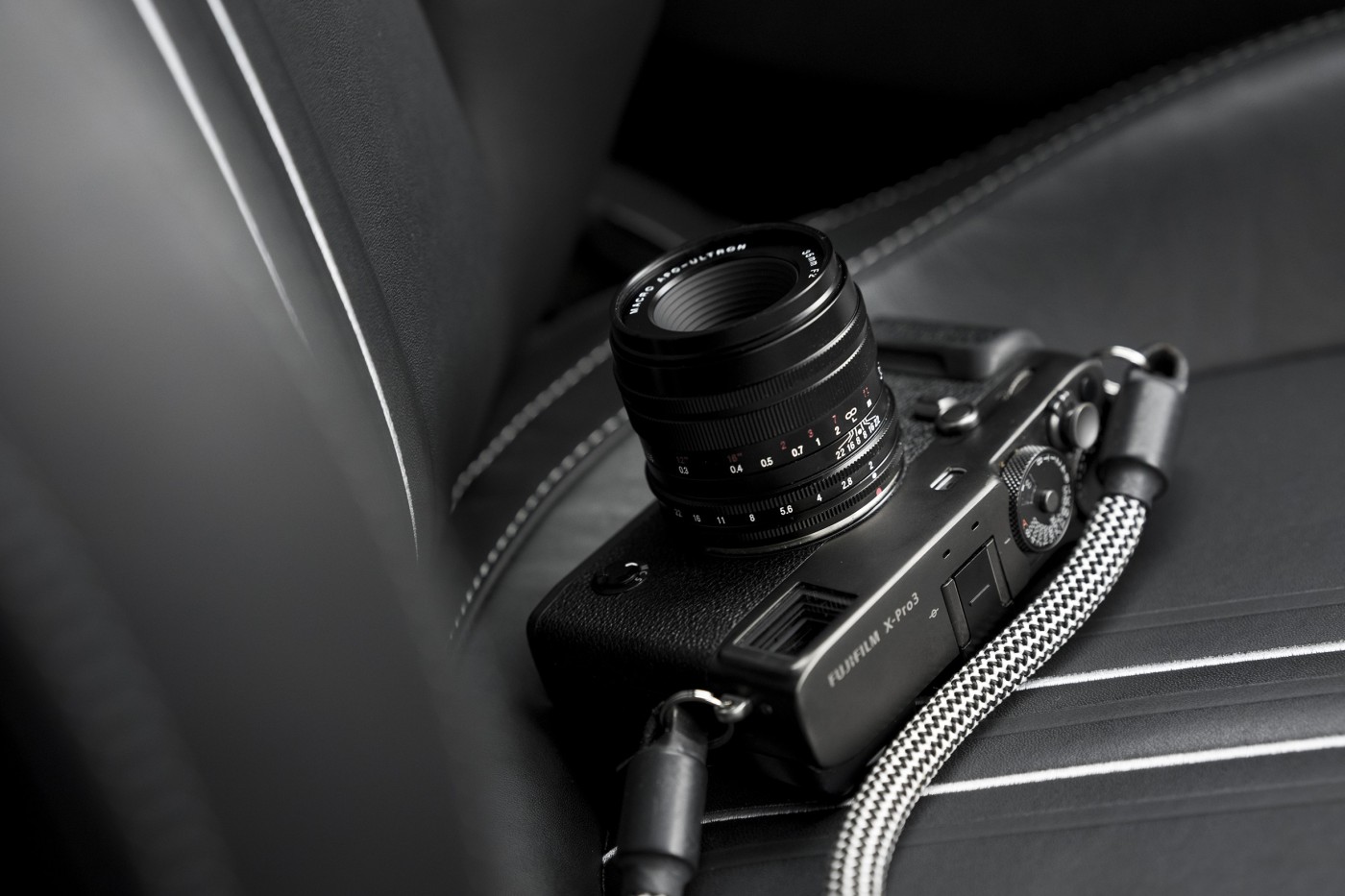 高橋 俊充：雑誌『写真』vol.3「スペル／SPELL」連動