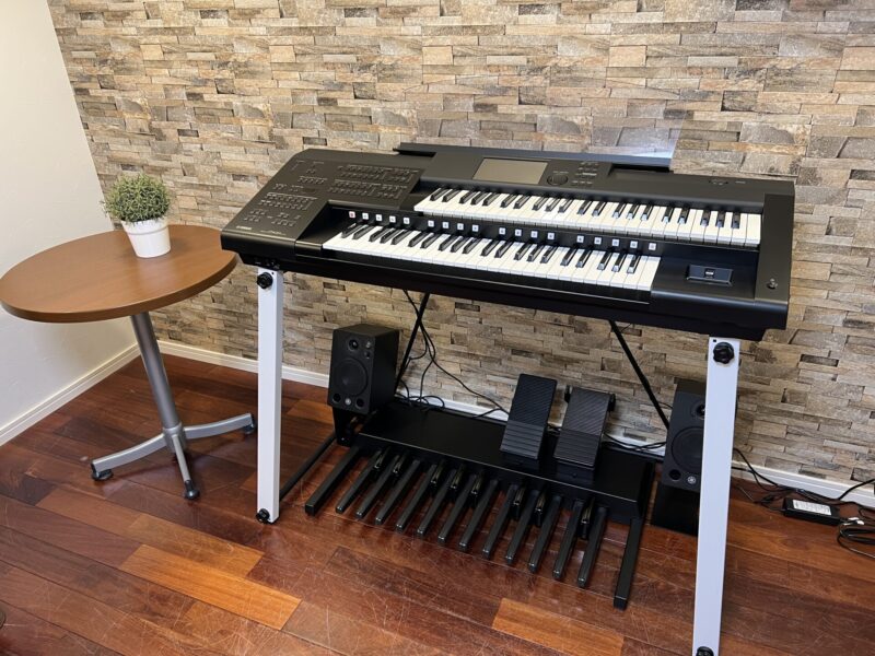 ♪大人の方へ大好評!ヤマハエレクトーンELC-02(カジュアルモデル)ご