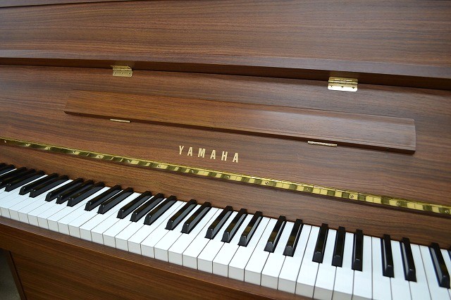 ヤマハ 中古ピアノ 品番 MC108C アップライトピアノ リフレッシュ済