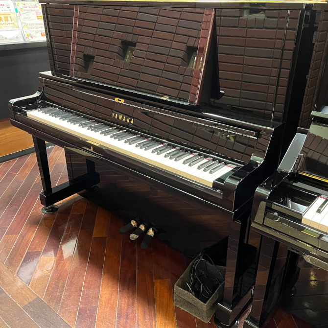 店頭展示品1台限り》YUS5ENST ヤマハディスクラビアアップライトピアノ