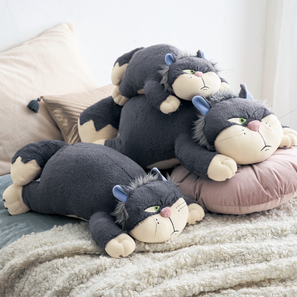 おもちのような柔らかさの抱き枕「ルシファー」(ディズニー/Disney