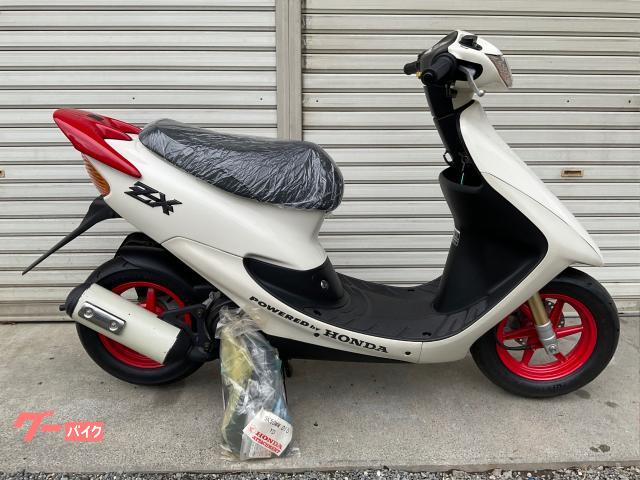 50周年記念コラボカレンダーです。 希少 ZX 限定車 50thアニバーサリー