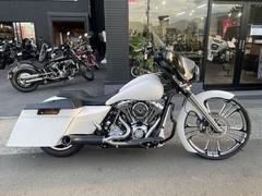 FLHX ストリートグライド(ハーレーダビッドソン)のバイクを探す