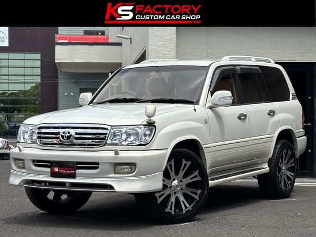 トヨタ ランドクルーザー100 VXリミテッド 後期最終仕様 1