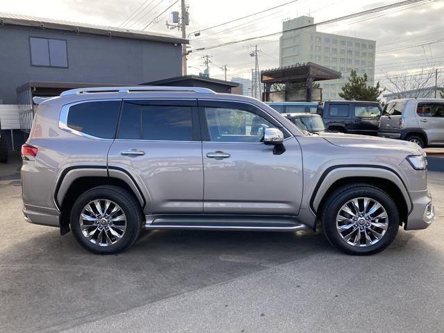 TOYOTA LAND CRUISER ZX | 2023 | GRAY | 59000 km | details