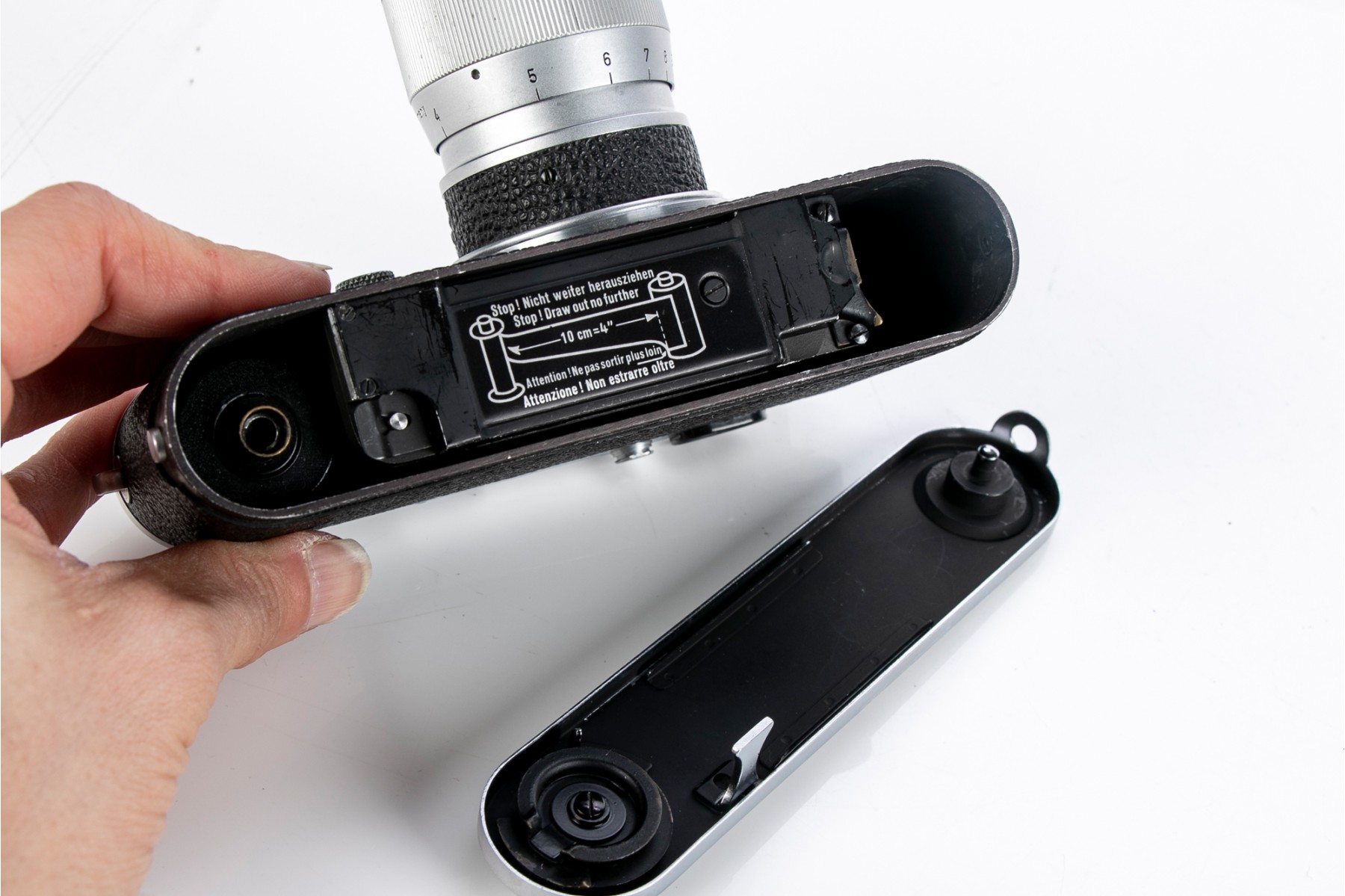 Leica IIIF Red Scale Ernst Leitz Wetzlar Camera With F=9cm 1:4