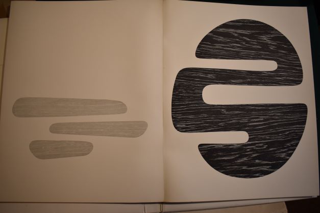 Partages, by Frutiger (Adrian).: Near Fine Soft cover 1st Edition