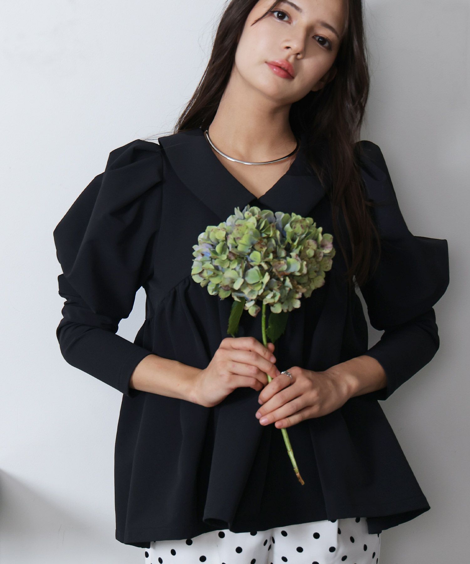 ビッグカラーペプラムブラウス | PICCIN (ピッチン) 公式通販