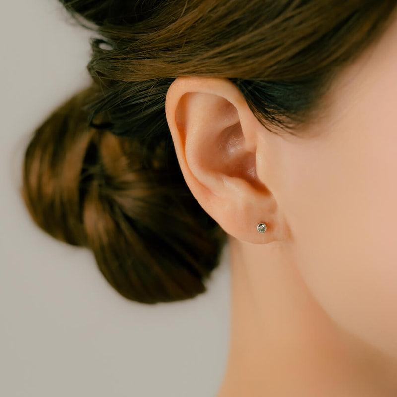 つけっぱなし ピアス プラチナ ダイヤモンド ボディピアス – PICOLLET