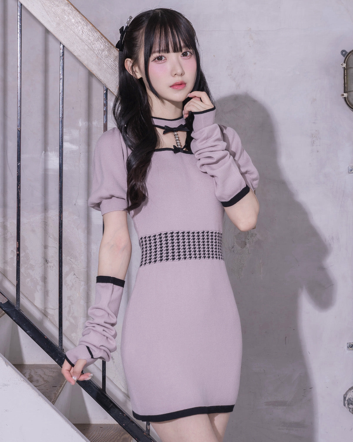 ビジューチョーカー千鳥ベルトニットワンピ – pium