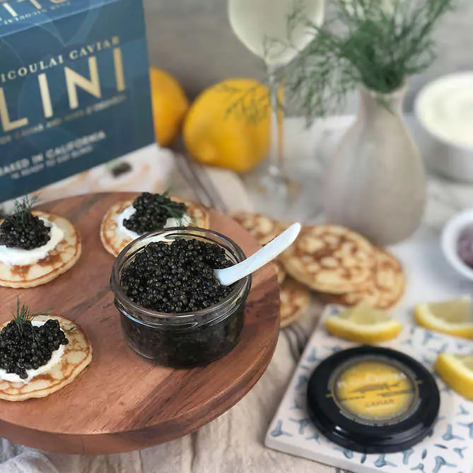 Osetra Caviar Gift Set– Plaza De Caviar