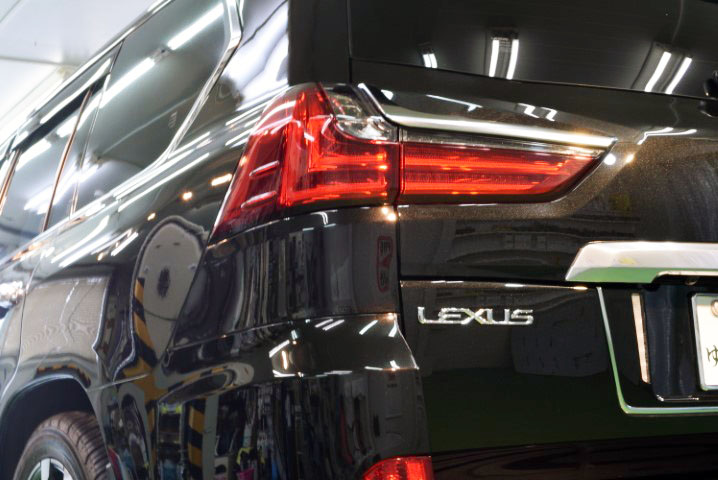 レクサス・LX570（スターライトブラックガラスフレーク）札幌市東区
