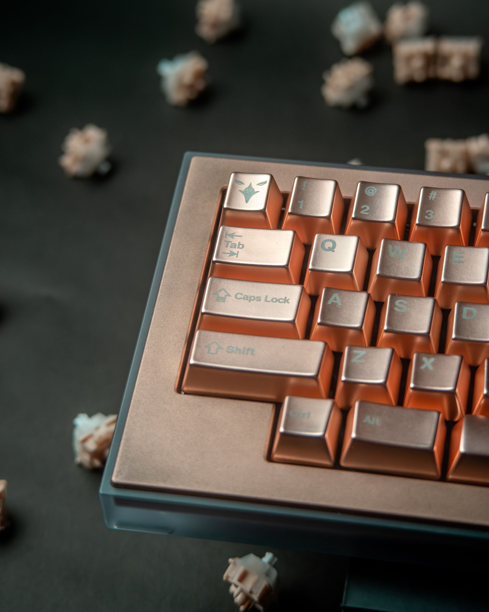 In Stock) Awekeys Copper Eagle Full Metal Keycap Set