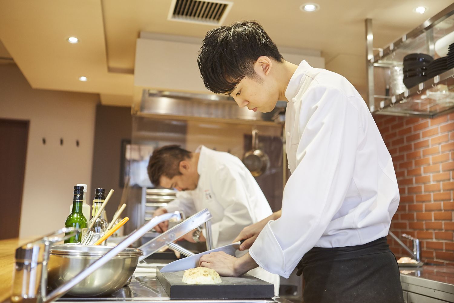 モード・カフェ・ギャマン 料理人 横濵一樹さん 時間を忘れるくらい