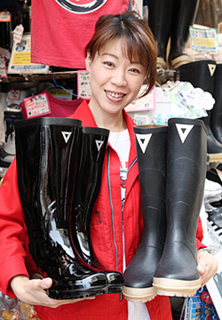 第9回】魚河岸の男を支えるゴム長～長靴専門店5代目 伊藤ウロコ 専務