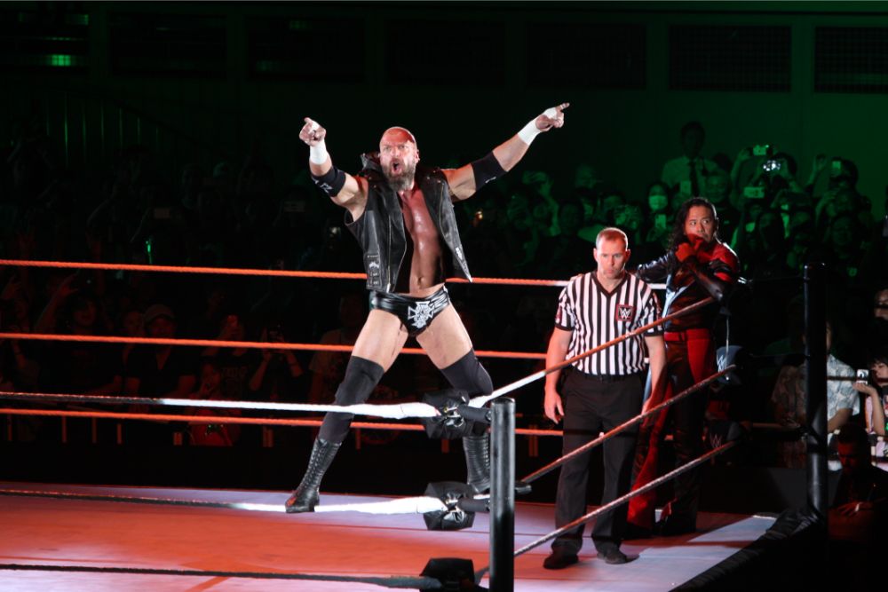 WWE日本公演】中邑真輔がトリプルHと夢のタッグを結成！トリプルHは