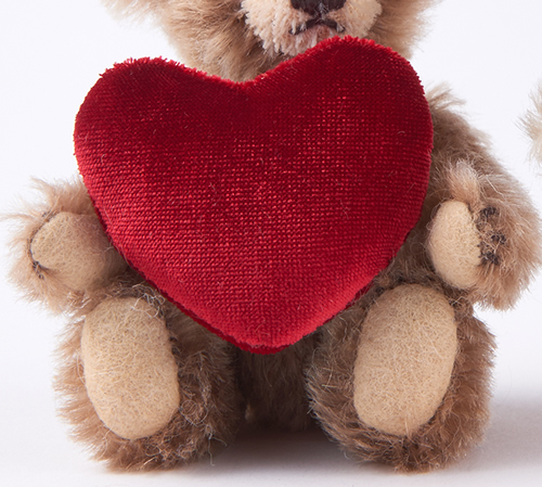 リングベアラーはキュートなテディベアにお任せ―シュタイフSteiff