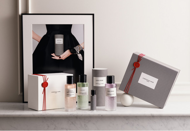 永遠のディオール コード、千鳥格子の装いで登場するニュー ルック