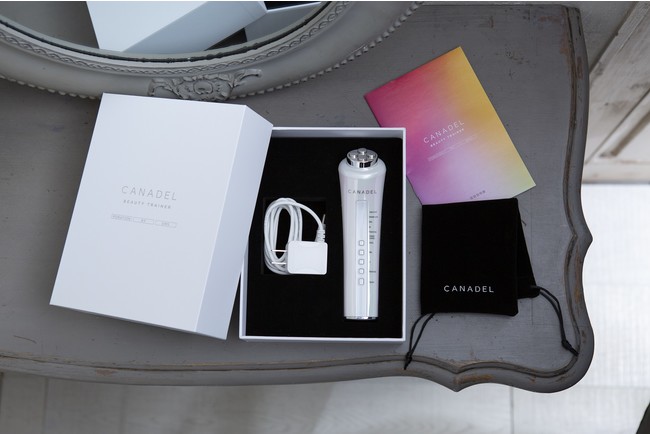 高機能エイジングケア*¹ブランド『CANADEL（カナデル）』初の美顔器